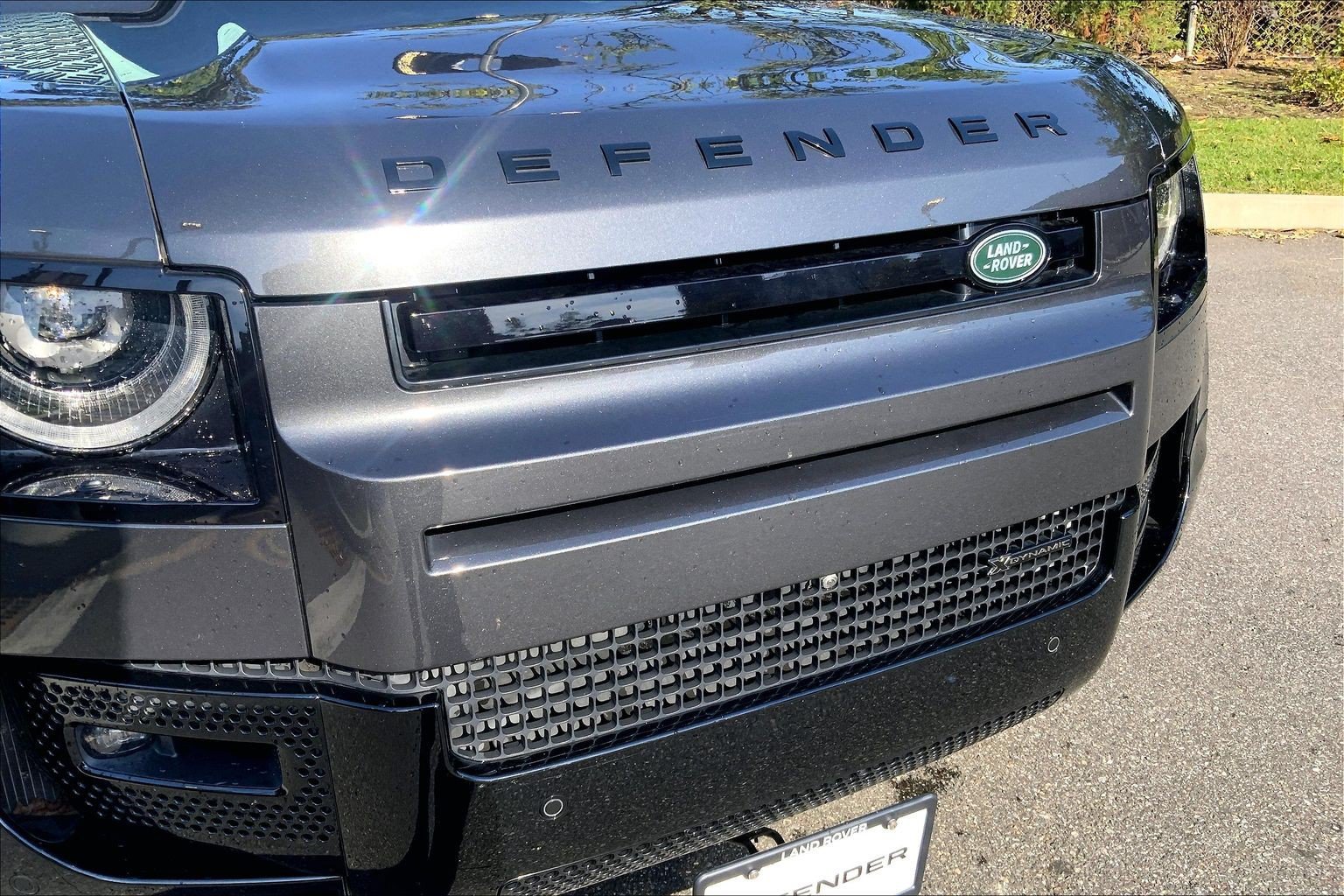 Certified 2023 Land Rover Defender 110 X-Dynamic SE AWD/4WD image 6