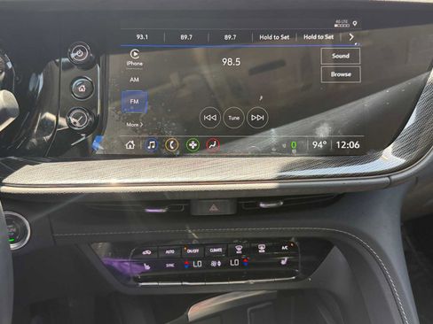 Used 2023 Buick Envision Essence FWD image 20