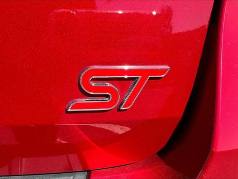 Used 2023 Ford Explorer ST w/ ST Street Pack RWD image 34