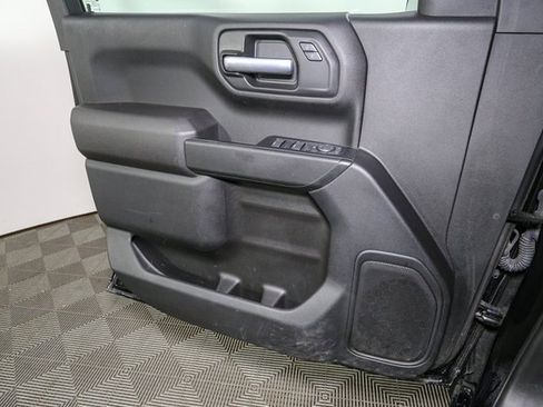 Used 2023 Chevrolet Silverado 1500 Custom image 31