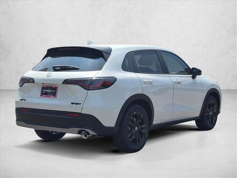 New 2027 Honda HR-V Sport image 2