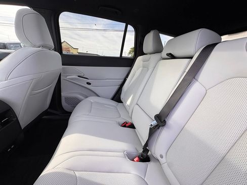 New 2026 Jeep Cherokee Limited AWD/4WD image 17