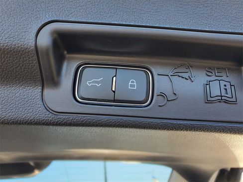 New 2026 Ford Explorer Active w/ Active Comfort Package image 33