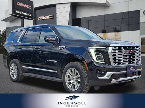 Used 2025 GMC Yukon Denali AWD/4WD image 1