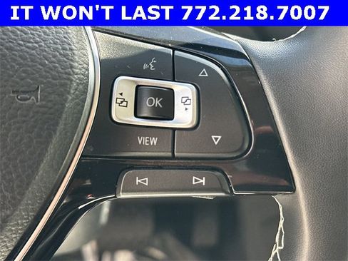 Certified 2021 Volkswagen Tiguan SEL image 47