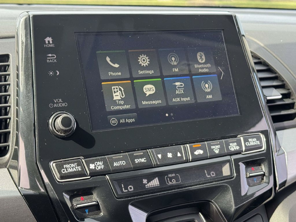 Used 2019 Honda Odyssey EX image 3
