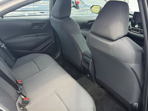 Used 2022 Toyota Corolla LE FWD image 7