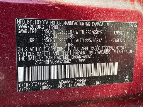 Certified 2025 Toyota RAV4 XLE AWD/4WD image 17