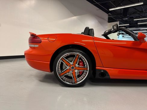 Used 2008 Dodge Viper SRT-10 RWD image 9