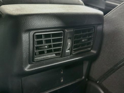 Used 2025 Toyota 4Runner SR5 AWD/4WD image 27