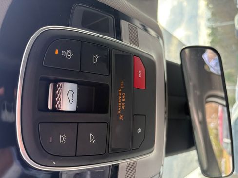 Used 2023 Hyundai Santa Fe SEL w/ Premium Package image 33