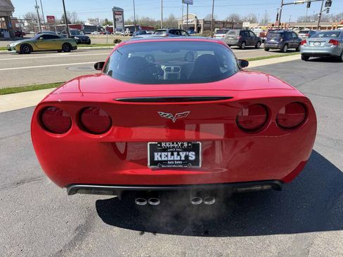 Used 2006 Chevrolet Corvette Coupe w/ Preferred Equipment Group image 4