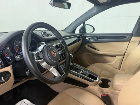 Used 2020 Porsche Macan AWD/4WD image 6