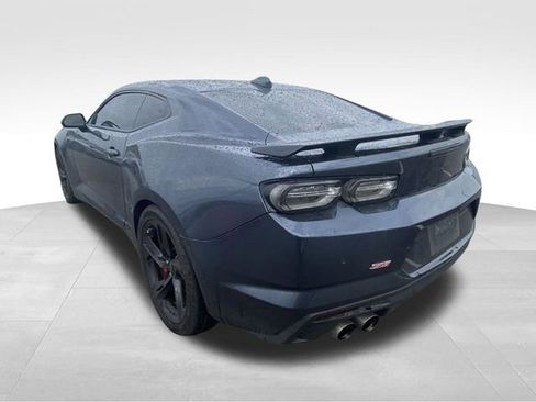 Used 2021 Chevrolet Camaro SS image 9