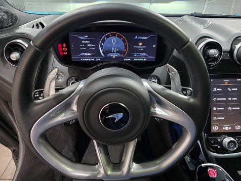 Used 2023 McLaren GT RWD image 10