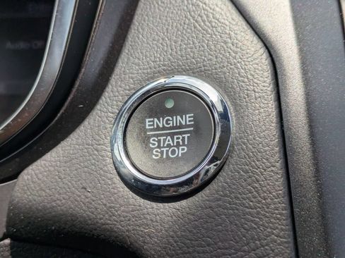 Used 2018 Ford Fusion Titanium FWD image 28