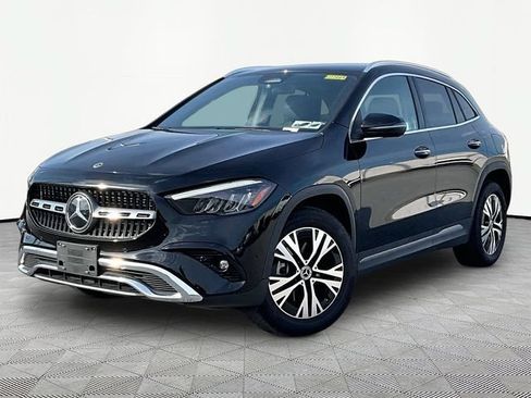 Used 2025 Mercedes-Benz GLA 250 4MATIC image 3