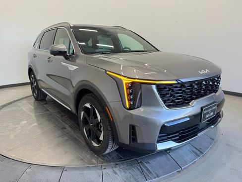 Used 2025 Kia Sorento SX Prestige image 1