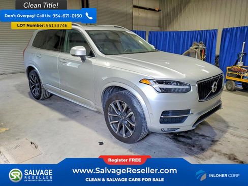 Used 2018 Volvo XC90 T5 Momentum w/ Convenience Package AWD/4WD image 5