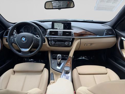 Used 2018 BMW 330i Sedan RWD image 14