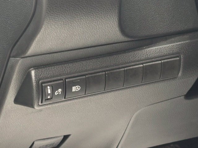 Used 2025 Toyota Corolla SE FWD image 15