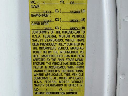 Used 2005 Chevrolet Silverado 3500 2WD Regular Cab image 22