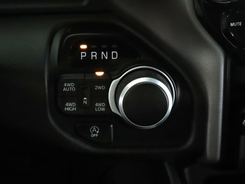 Used 2023 RAM 1500 Big Horn AWD/4WD image 14