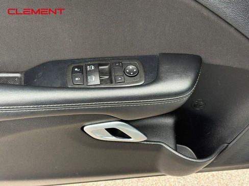 Used 2023 Dodge Challenger SXT image 15