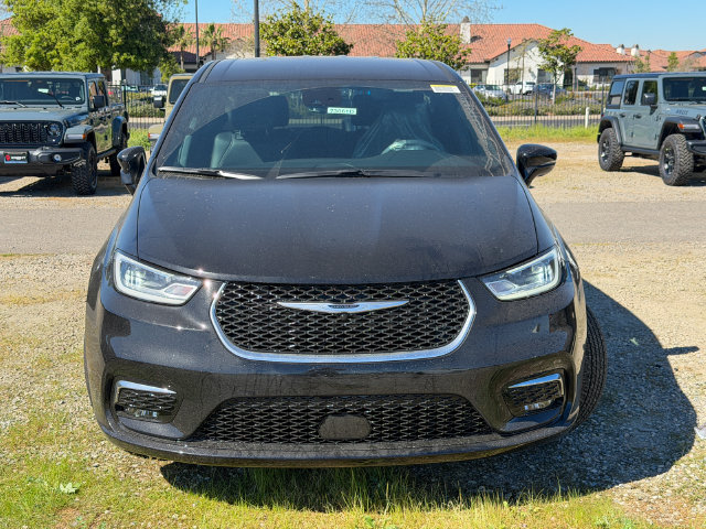 New 2026 Chrysler Pacifica Select FWD image 3