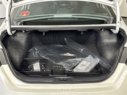 New 2025 Nissan Altima 2.5 SV image 23