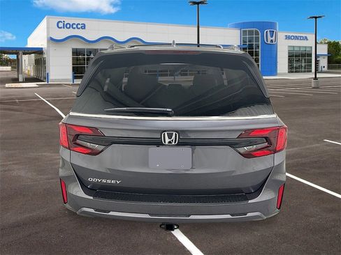 New 2026 Honda Odyssey EX-L image 4