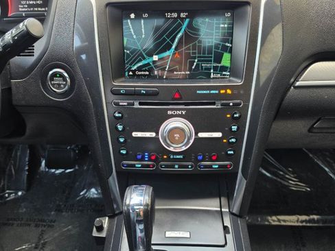 Used 2018 Ford Explorer Sport w/ Equipment Group 401A AWD/4WD image 18