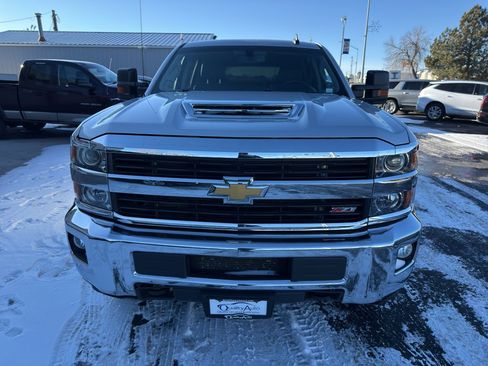 Used 2017 Chevrolet Silverado 2500 LT w/ LT Convenience Package image 3