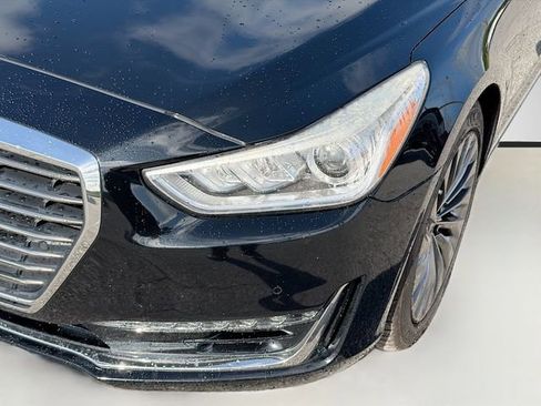 Used 2017 Genesis G90 5.0 Ultimate RWD image 9