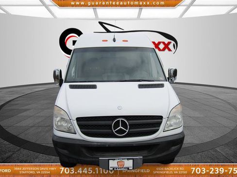 Used 2013 Mercedes-Benz Sprinter 3500 image 2
