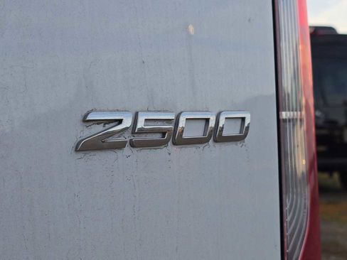 Used 2025 Mercedes-Benz Sprinter 2500 image 20
