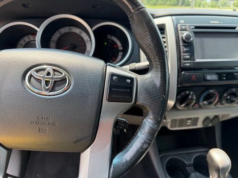 Used 2013 Toyota Tacoma 2WD Access Cab w/ SR5 Pkg image 24