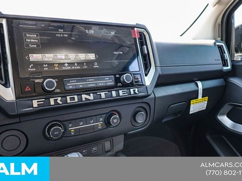 Certified 2025 Nissan Frontier SV RWD image 37