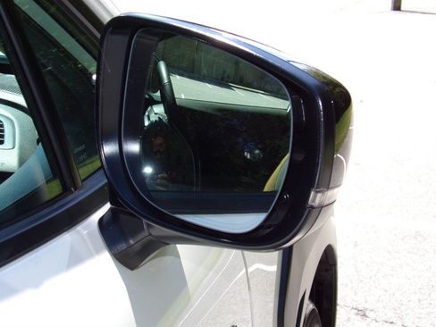 Used 2024 Subaru Crosstrek 2.5i Sport w/ Crosstrek Mirror Package AWD/4WD image 16