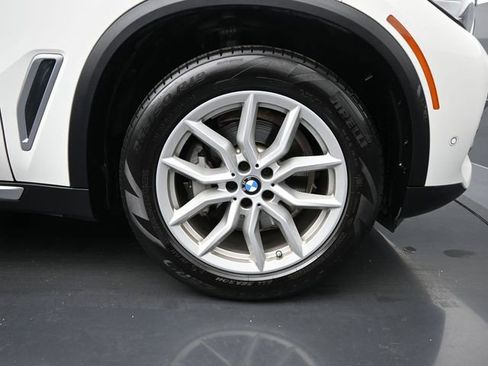 Used 2021 BMW X5 xDrive40i w/ Convenience Package image 47
