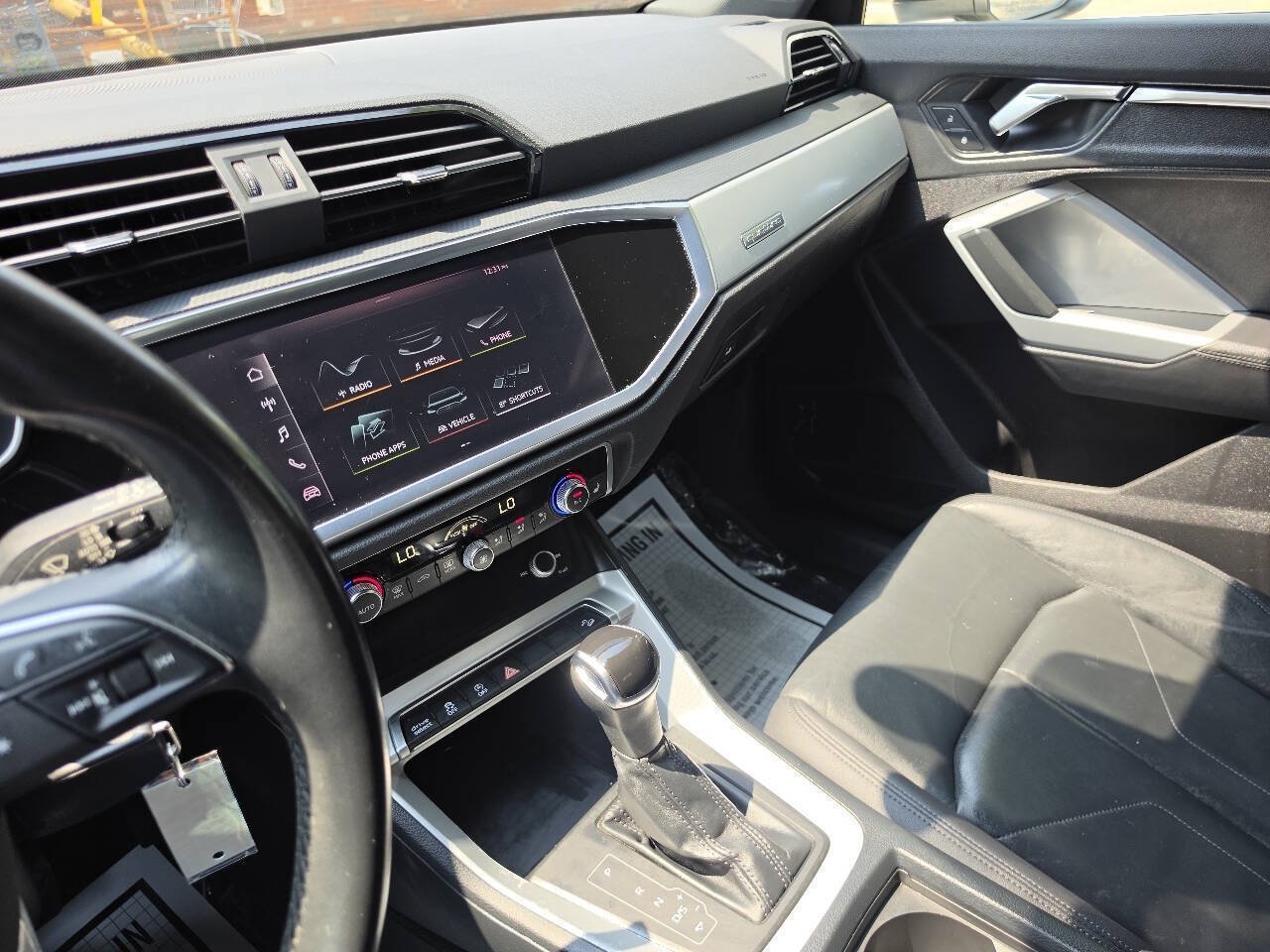 Used 2021 Audi Q3 2.0T Premium AWD/4WD image 25