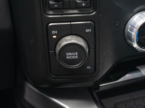 Used 2023 Ford F350 Lariat AWD/4WD image 37