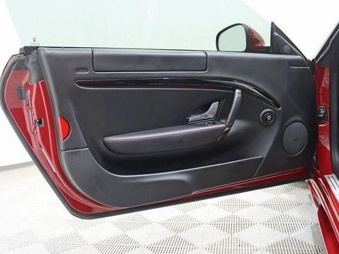 Used 2014 Maserati GranTurismo Sport image 31