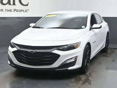 Used 2024 Chevrolet Malibu LT w/ Sport Edition FWD image 7