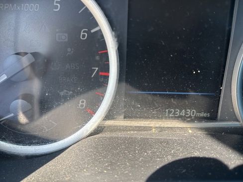 Used 2019 Nissan Sentra S image 18