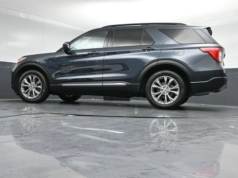 Certified 2022 Ford Explorer XLT w/ Equipment Group 202A AWD/4WD image 42