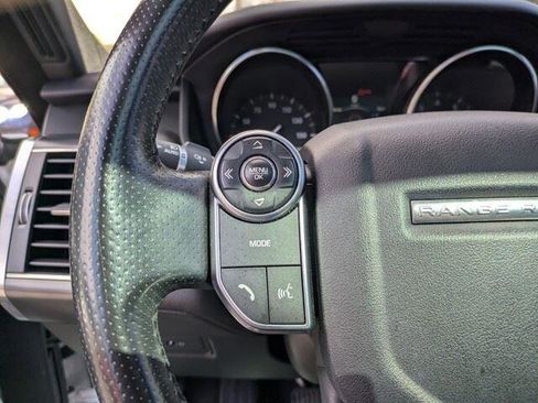 Used 2017 Land Rover Range Rover Sport SE image 22