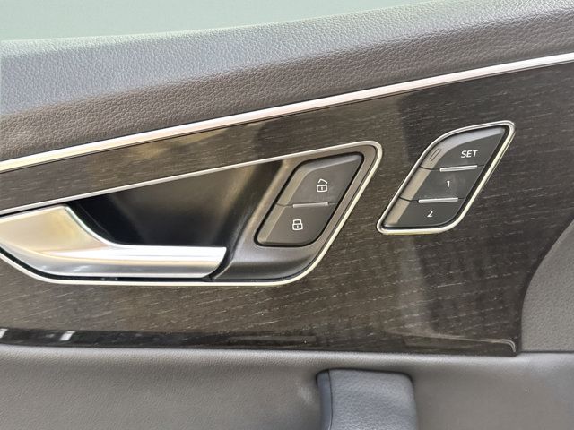 Used 2022 Audi Q7 3.0T Premium Plus AWD/4WD image 25