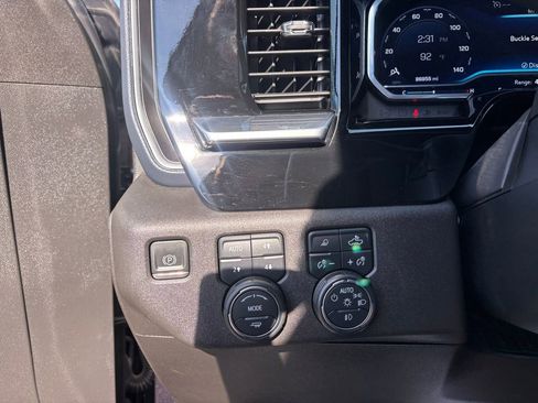 Used 2022 Chevrolet Silverado 1500 High Country w/ High Country Premium Package image 23