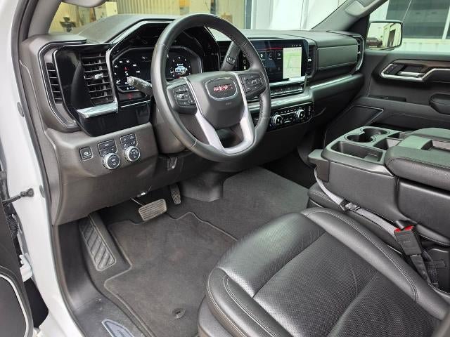 Used 2025 GMC Sierra 1500 SLT AWD/4WD image 17
